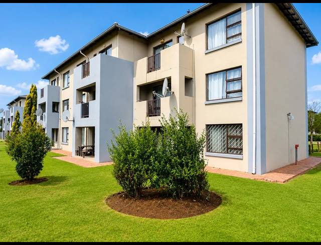 2 BEDROOM TOWNHOUSE FOR SALE IN EVELEIGH